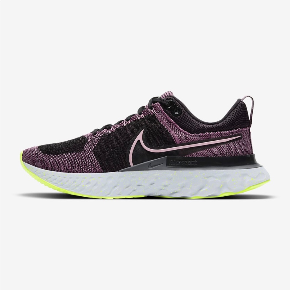NIB Nike Women's React Infinity Run Flyknit 2